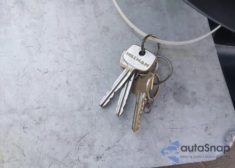 2000 Toyota 4Runner z USA, uszkodzony, nr VIN JT3GM84R1Y0066938